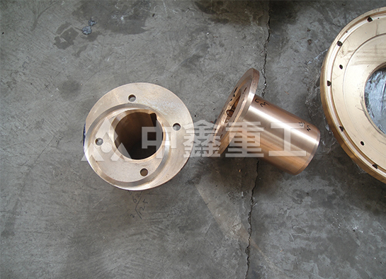 圆锥破碎机水平套